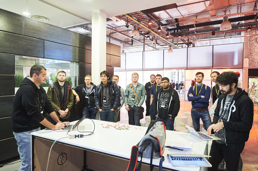 Demo Lounge